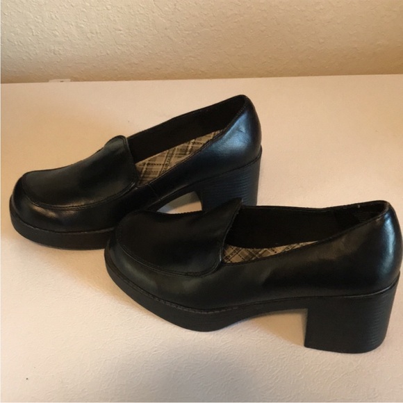 Women's Black Platform Chunky Heel Loafers - Picture 5 of 10
